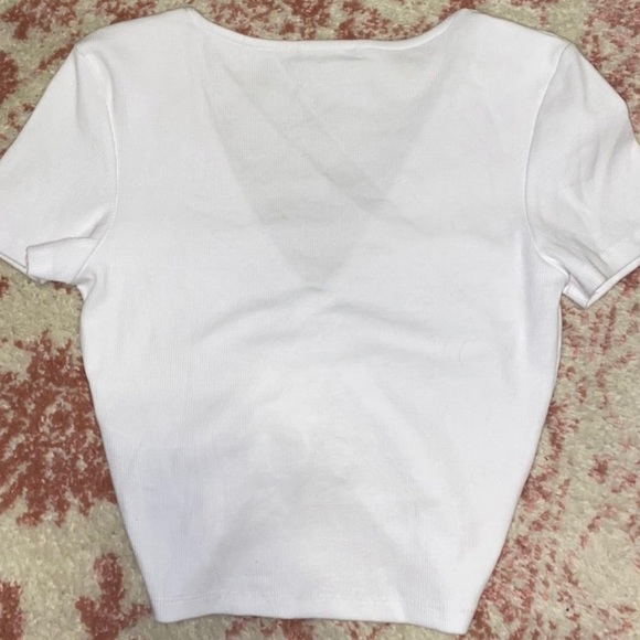 white crop top from zara - Picture 2 of 2